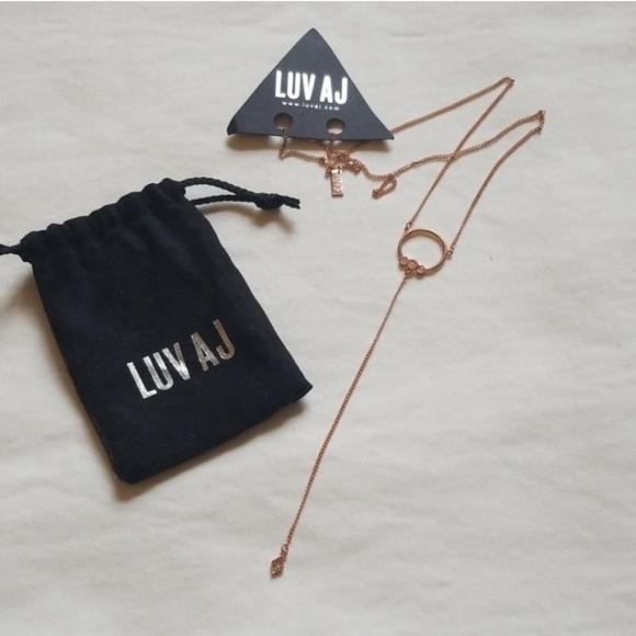 Luv AJ Full Bloom Lariat - Picture 2 of 5